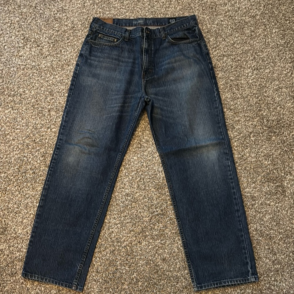 LIKE NEW Chaps Relaxed Fit jeans, size 34/30